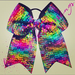 ‼️New‼️ 🌈🌈8 inch Sequins cheer bow